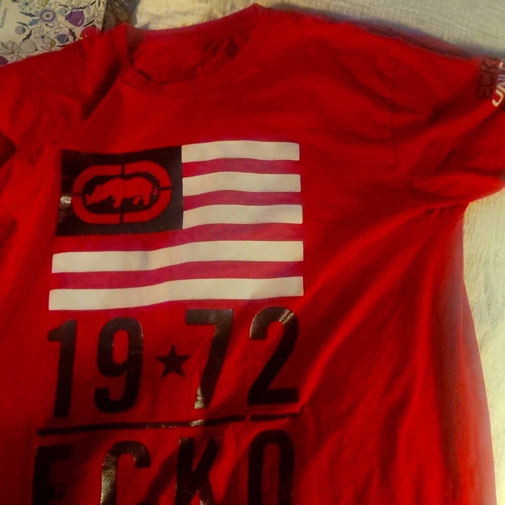 Red echo unlimited shirt large